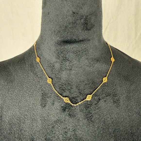 Tory Burch Jewelry - Tory Burch Logo Toggle Short Necklace in Gold 16" Delicate Gold Plated